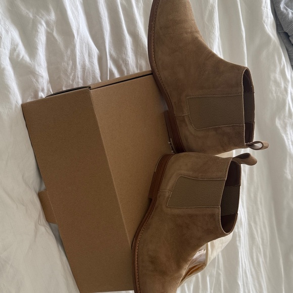 Jenni Kayne Camel Suede Chelsea Boots- brand new - Picture 3 of 5
